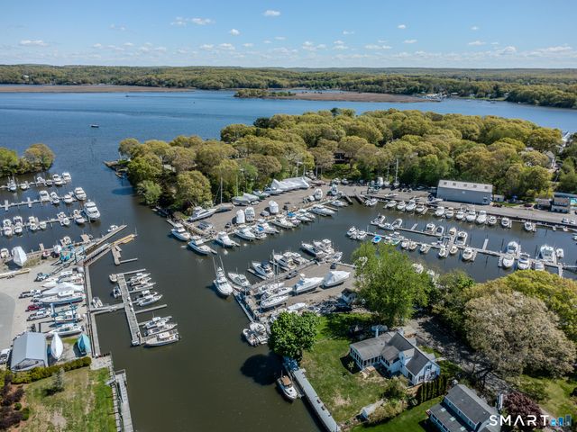 14 Anchorage Lane, Old Saybrook, CT 06475