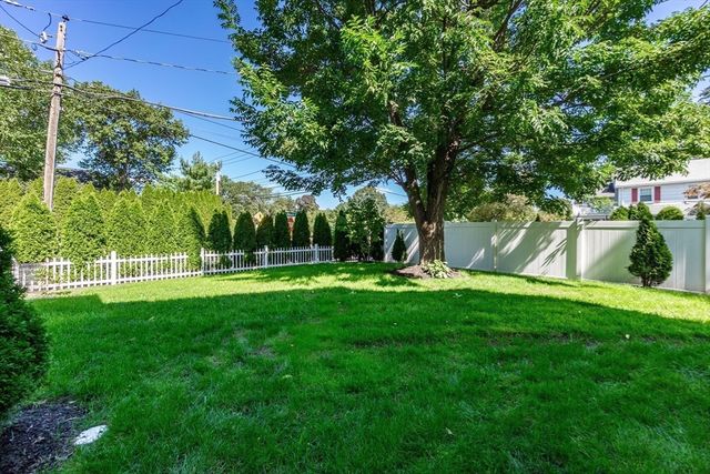 57 Walnut St, Newton, MA 02460