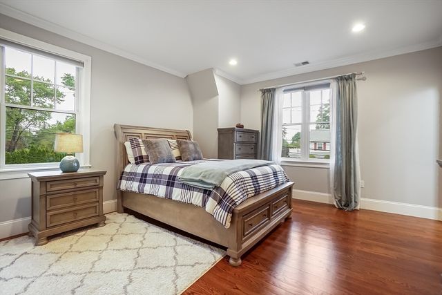 57 Walnut St, Newton, MA 02460
