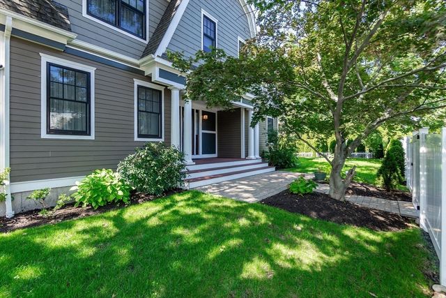 57 Walnut St, Newton, MA 02460