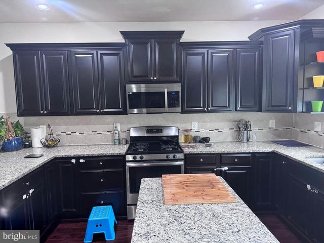 7359 SAINT MARGARETS BLVD, Hanover, MD 21076