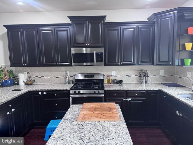 7359 SAINT MARGARETS BLVD, Hanover, MD 21076