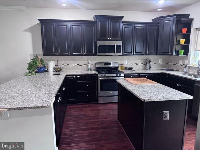 7359 SAINT MARGARETS BLVD, Hanover, MD 21076