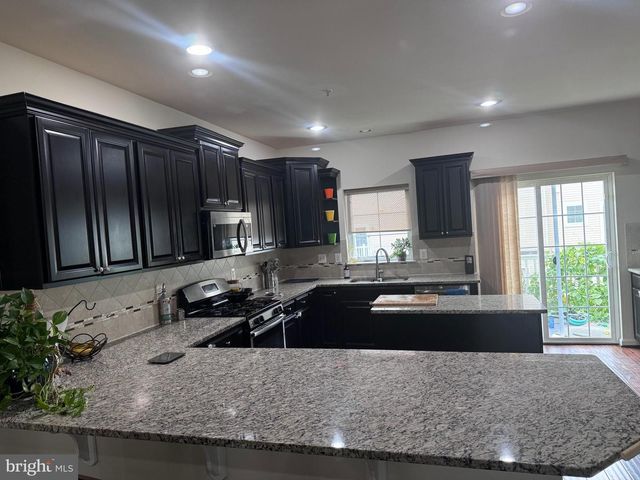7359 SAINT MARGARETS BLVD, Hanover, MD 21076