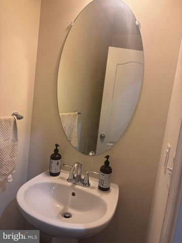 7359 SAINT MARGARETS BLVD, Hanover, MD 21076