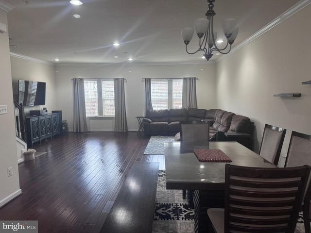 7359 SAINT MARGARETS BLVD, Hanover, MD 21076