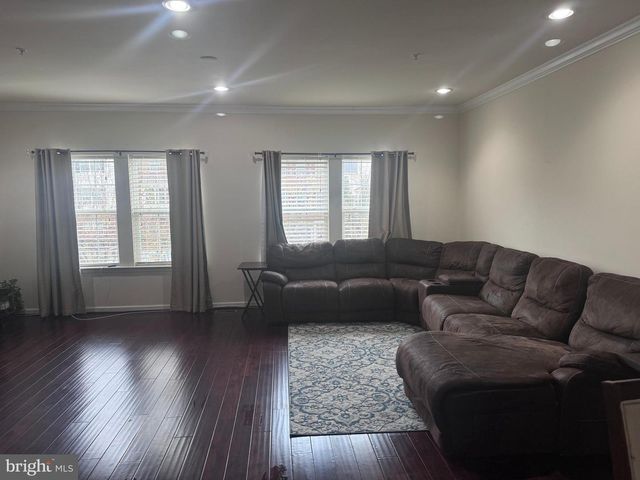 7359 SAINT MARGARETS BLVD, Hanover, MD 21076