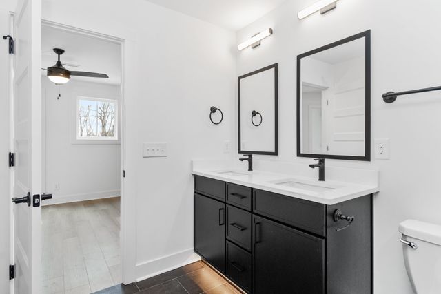 8 Dutch Drive, Clarksville, TN 37043