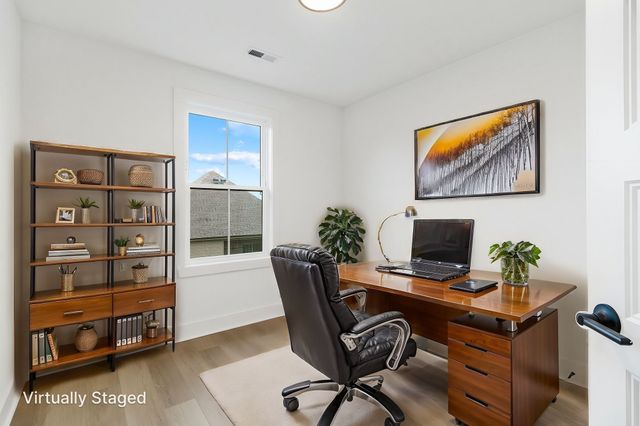 8 Dutch Drive, Clarksville, TN 37043