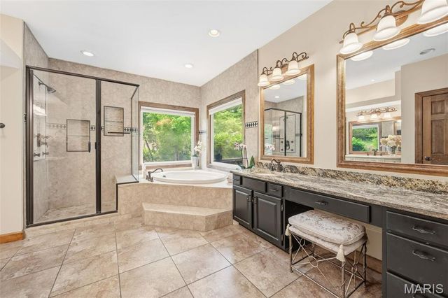 17954 Saddle Horn Road, Wildwood, MO 63038