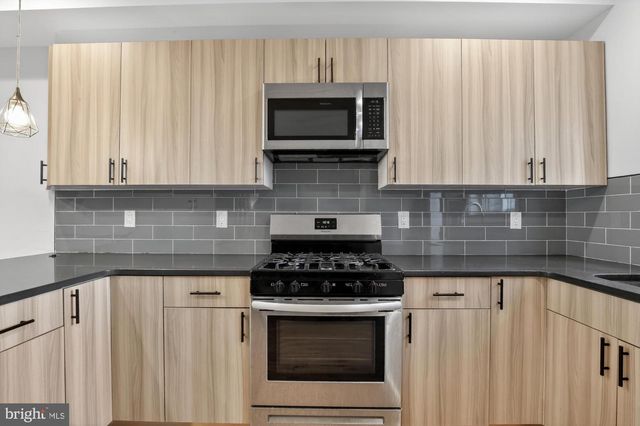 431 W NORRIS ST, Philadelphia, PA 19122