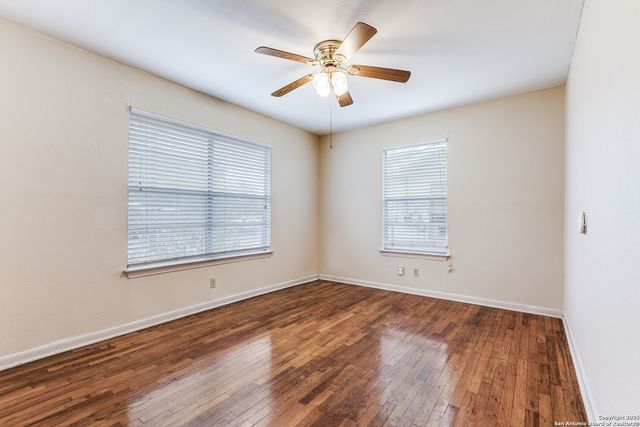 310 Chipinque, San Antonio, TX 78237