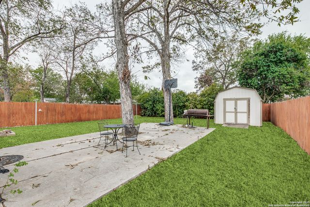 310 Chipinque, San Antonio, TX 78237