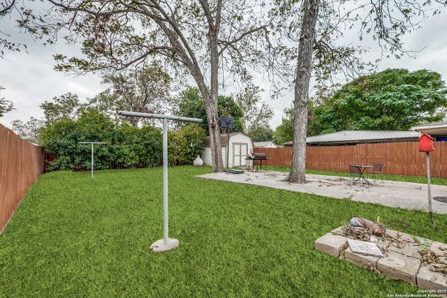 310 Chipinque, San Antonio, TX 78237