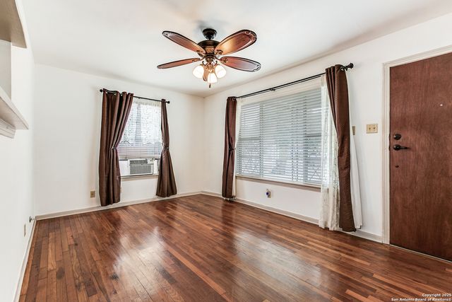 310 Chipinque, San Antonio, TX 78237