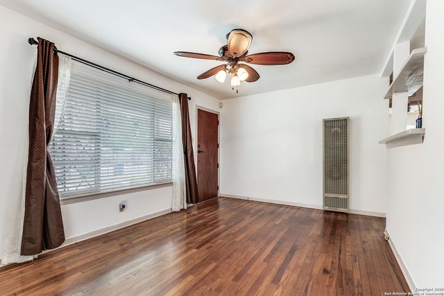 310 Chipinque, San Antonio, TX 78237
