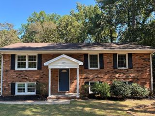 109 McFadyen Drive, Fayetteville, NC 28314