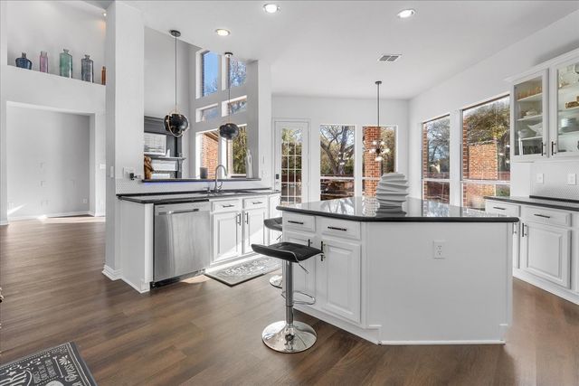 8306 Sawgrass Lane, Rowlett, TX 75089