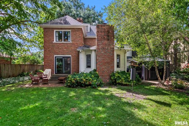1910 Wiggins Avenue, Springfield, IL 62704