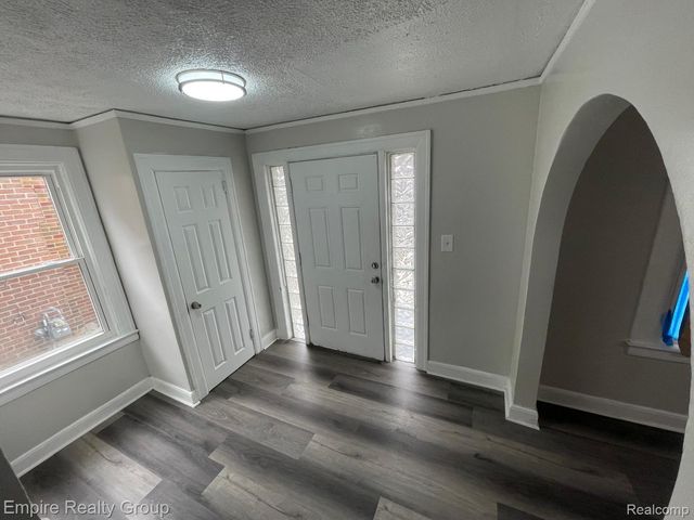 15330 Asbury Park, Detroit, MI 48227