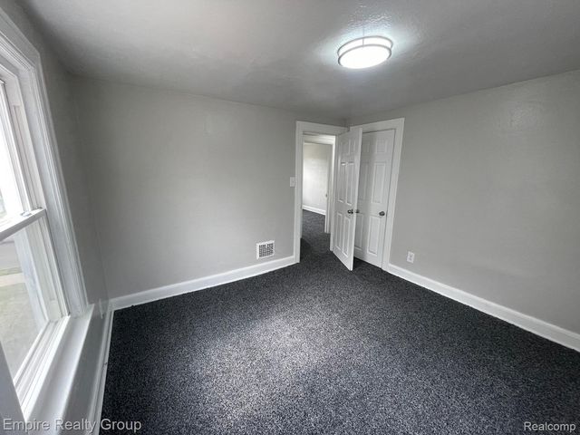 15330 Asbury Park, Detroit, MI 48227