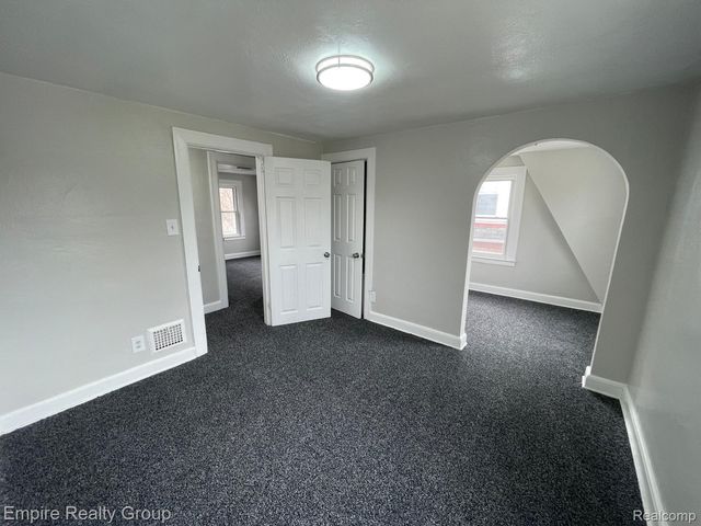 15330 Asbury Park, Detroit, MI 48227