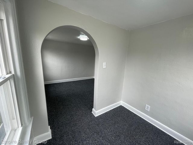 15330 Asbury Park, Detroit, MI 48227