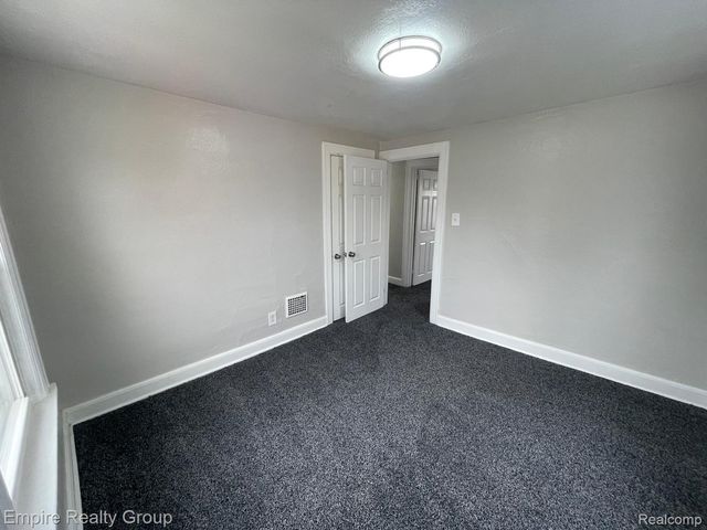 15330 Asbury Park, Detroit, MI 48227