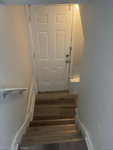 15330 Asbury Park, Detroit, MI 48227