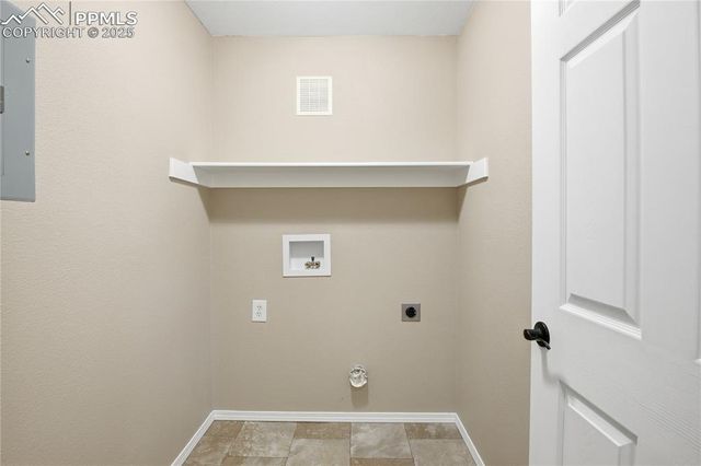 3710 Strawberry Field Grove H, Colorado Springs, CO 80906