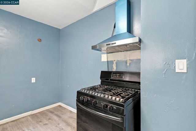 3223 San Jose Ave, Daly City, CA 94014