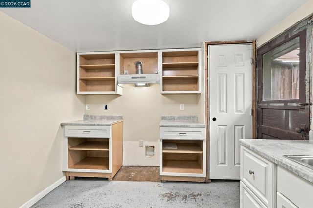 3223 San Jose Ave, Daly City, CA 94014