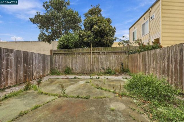3223 San Jose Ave, Daly City, CA 94014