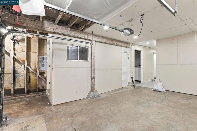 3223 San Jose Ave, Daly City, CA 94014