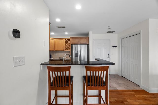 120 Wyllis Ave 310, Everett, MA 02149