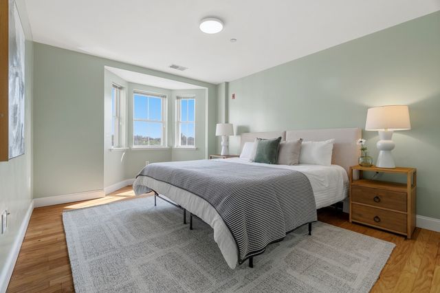 120 Wyllis Ave 310, Everett, MA 02149