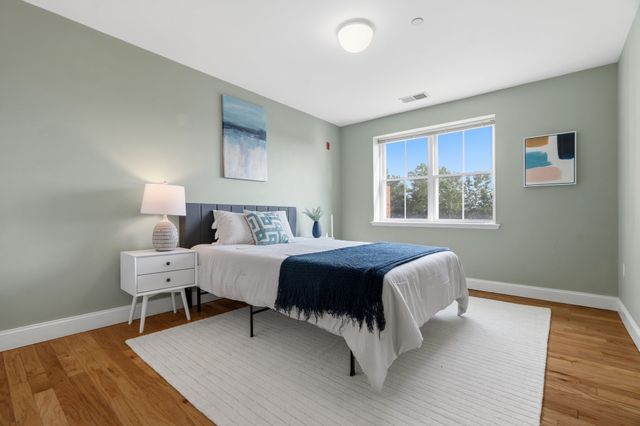 120 Wyllis Ave 310, Everett, MA 02149