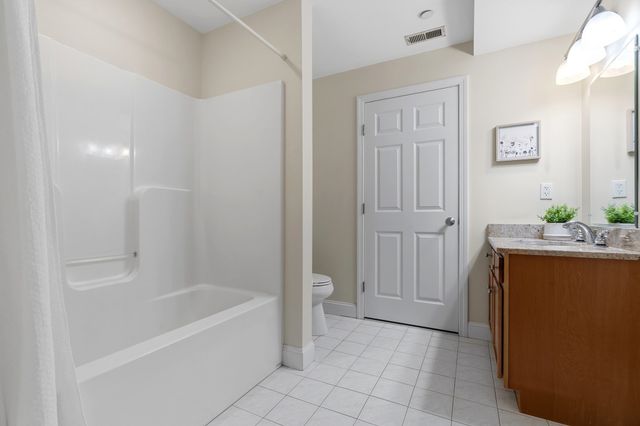 120 Wyllis Ave 310, Everett, MA 02149