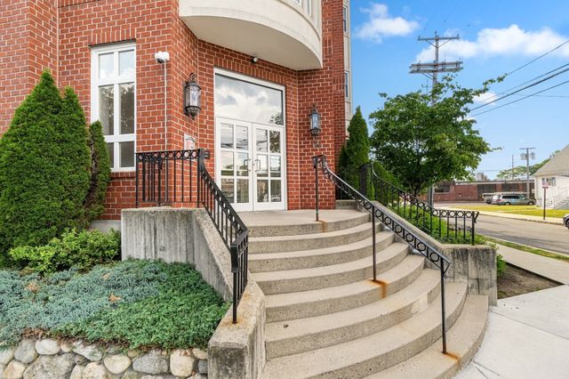 120 Wyllis Ave 310, Everett, MA 02149