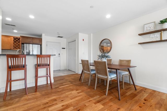 120 Wyllis Ave 310, Everett, MA 02149