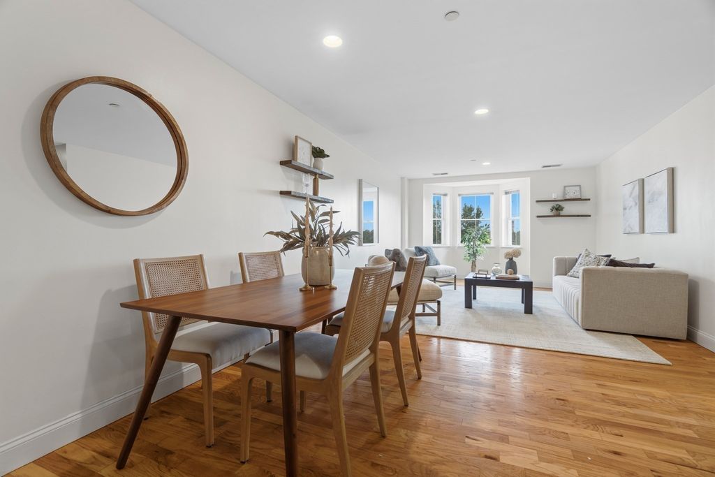 120 Wyllis Ave 310, Everett, MA 02149