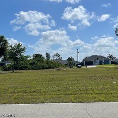 3113 - 3115 Santa Barbara BLVD N, Cape Coral, FL 33993