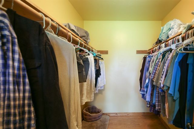 1986 E River Road, Livingston, MT 59047