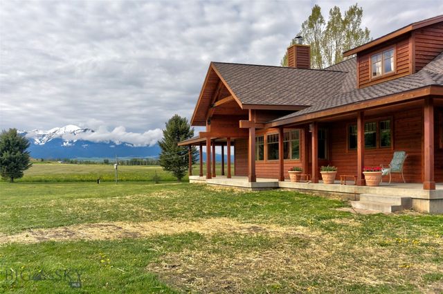 1986 E River Road, Livingston, MT 59047