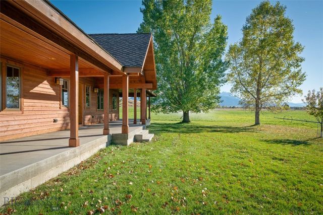 1986 E River Road, Livingston, MT 59047