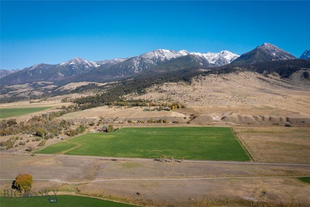 1986 E River Road, Livingston, MT 59047