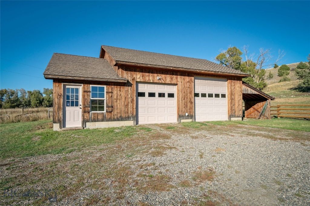 1986 E River Road, Livingston, MT 59047 photo 10