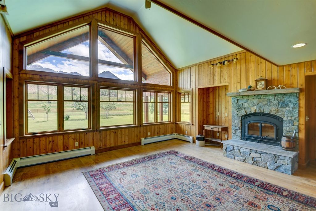 1986 E River Road, Livingston, MT 59047 photo 16