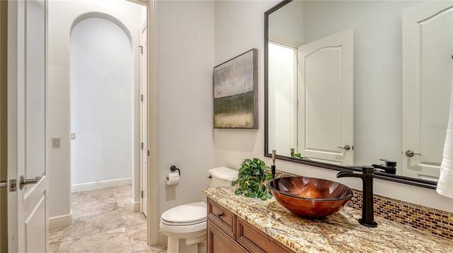 4127 FOUNDERS CLUB DRIVE, Sarasota, FL 34240