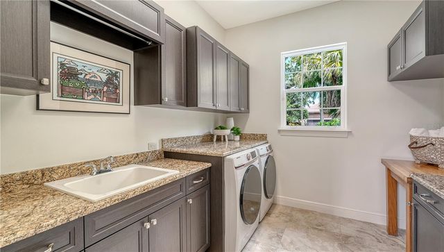 4127 FOUNDERS CLUB DRIVE, Sarasota, FL 34240
